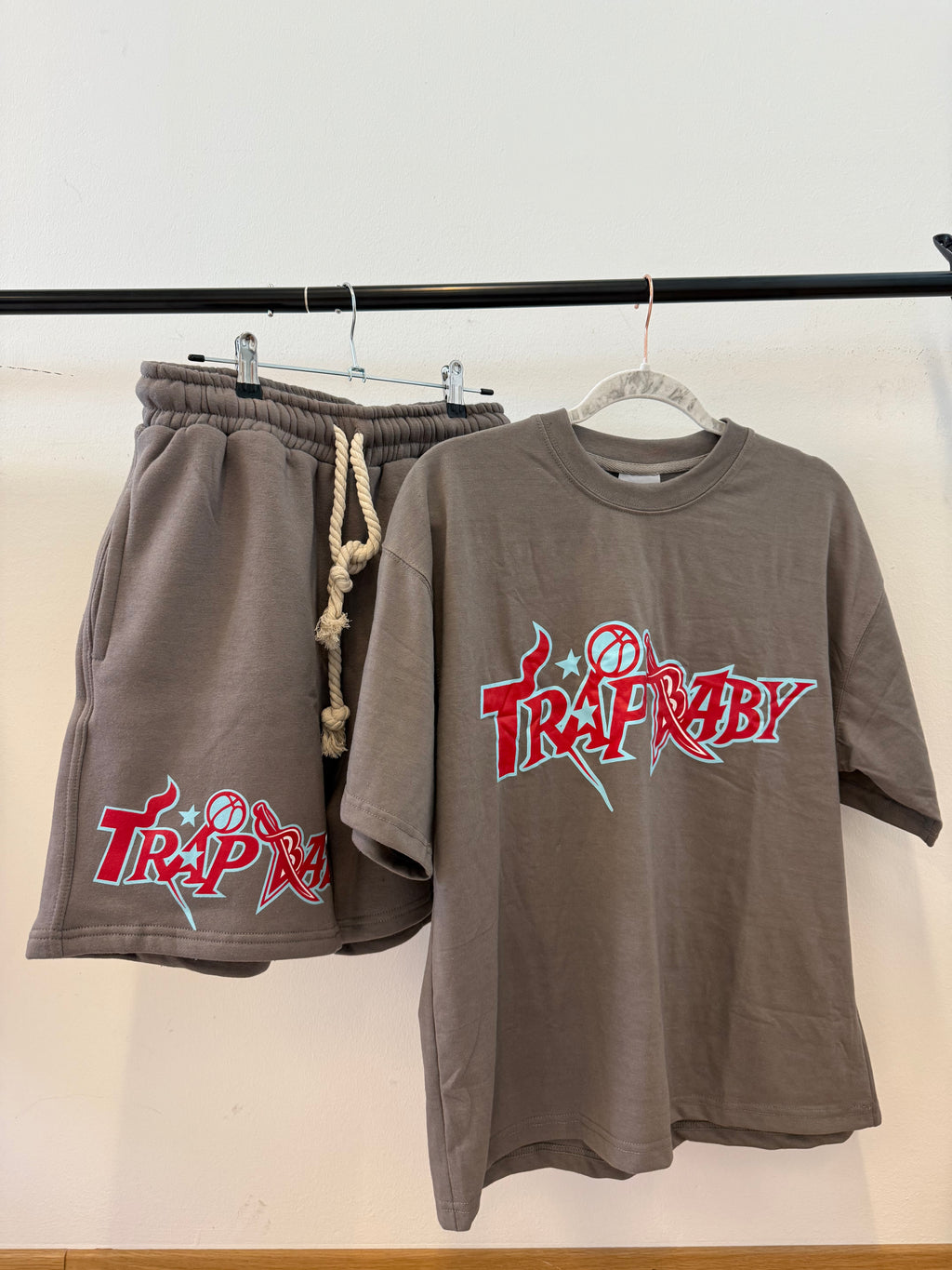 Kurzer Jogger-set „grau“